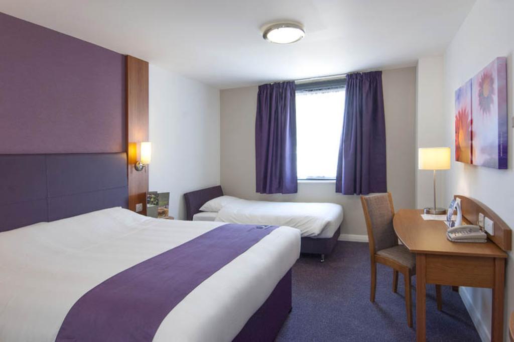 Premier Inn Camberley Camera foto